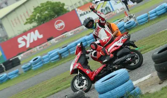 2019 TSR賽車開幕賽 SYM JETS連獲雙冠 30冠成就達成 2019 TSR賽車開幕賽 SYM JETS連獲雙冠 30冠成就達成